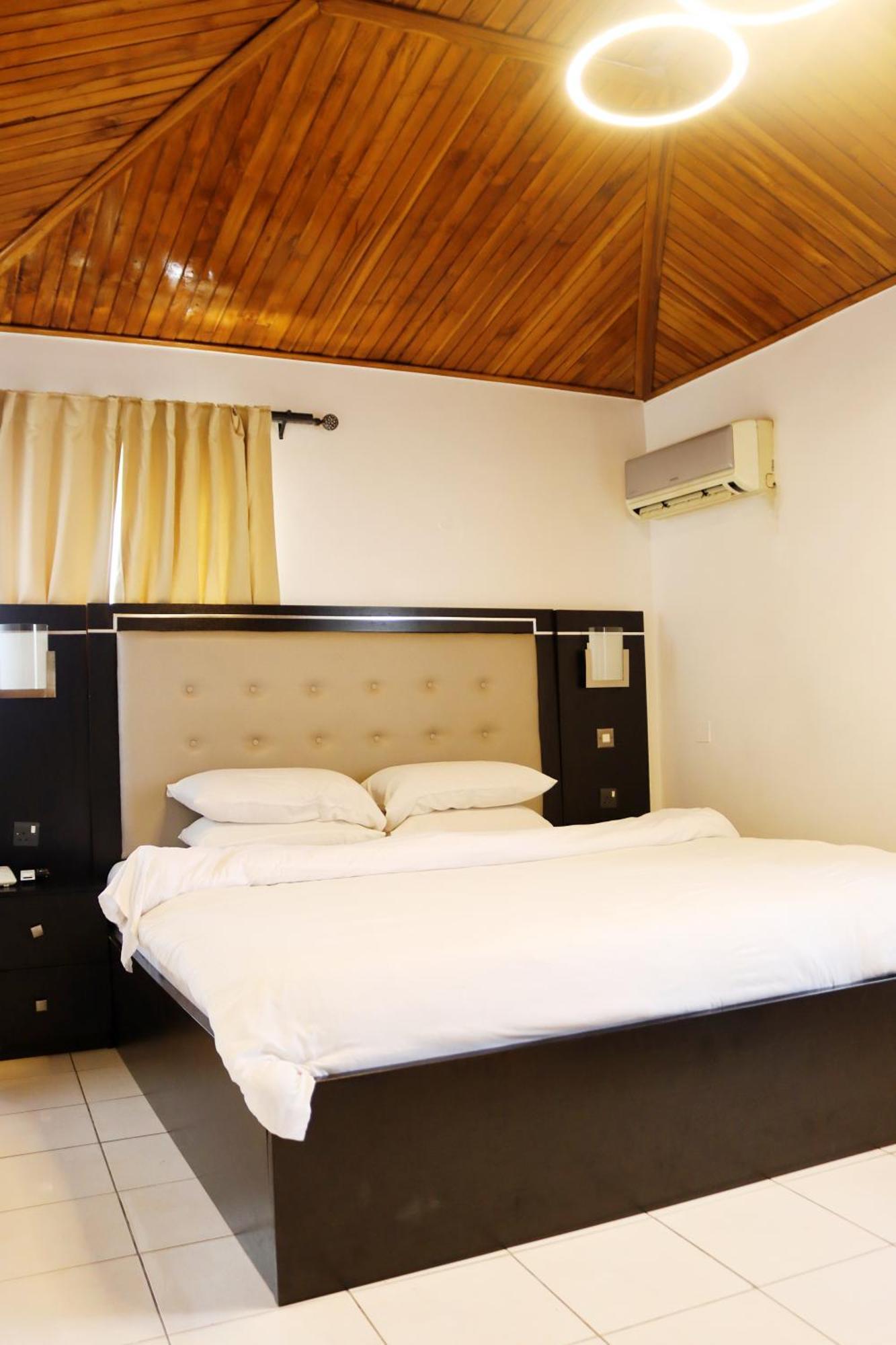CATA Apartamento&SPA Ikeja Exterior foto